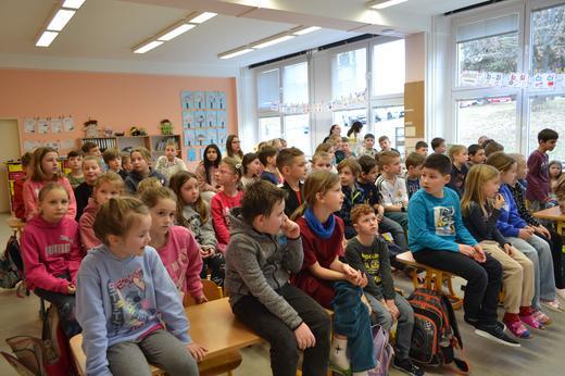 Dva diplomy ve školním kole Zazpívej slavíčku